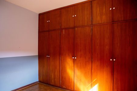 Casa para alugar com 260m², 4 quartos e 2 vagasQuarto 2