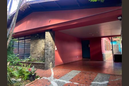Casa para alugar com 260m², 4 quartos e 2 vagasGaragem