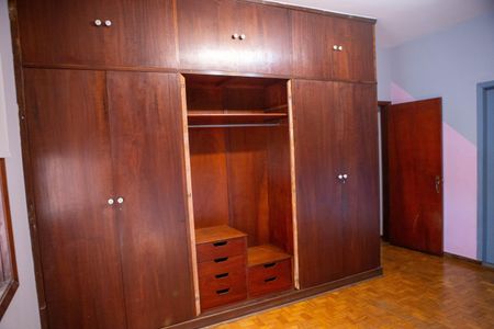 Casa para alugar com 260m², 4 quartos e 2 vagasQuarto 1