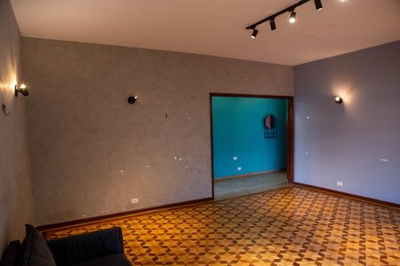 Casa para alugar com 260m², 4 quartos e 2 vagasSala