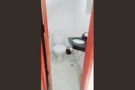 Casa de condomínio à venda com 78m², 2 quartos e 2 vagasBanheiro