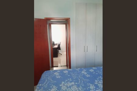 Casa de condomínio à venda com 78m², 2 quartos e 2 vagasQuarto