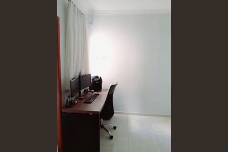 Casa de condomínio à venda com 78m², 2 quartos e 2 vagasQuarto