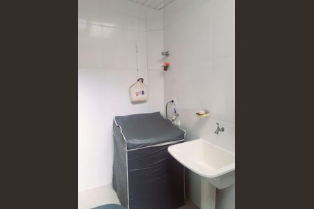 Casa de condomínio à venda com 78m², 2 quartos e 2 vagasÁrea de serviço
