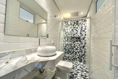 Casa para alugar com 100m², 3 quartos e 2 vagasBanheiro Social