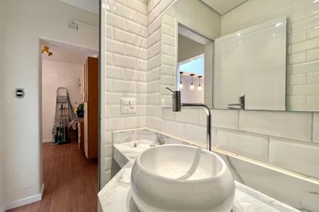 Casa para alugar com 100m², 3 quartos e 2 vagasBanheiro Social