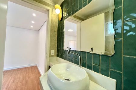 Casa para alugar com 100m², 3 quartos e 2 vagasBanheiro da Suíte