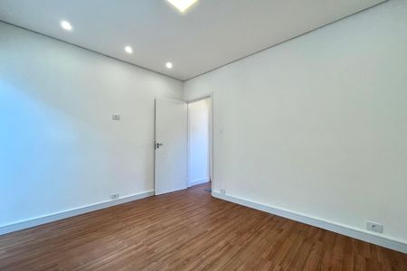 Casa para alugar com 100m², 3 quartos e 2 vagasSuite