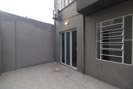 Apartamento à venda com 34m², 1 quarto e sem vaga Apartamento à venda com 34m², 1 quarto e sem vagaQuintal