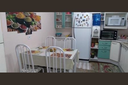 Casa à venda com 4 quartos, 270m² em Jardim Sao Luiz, São Paulo