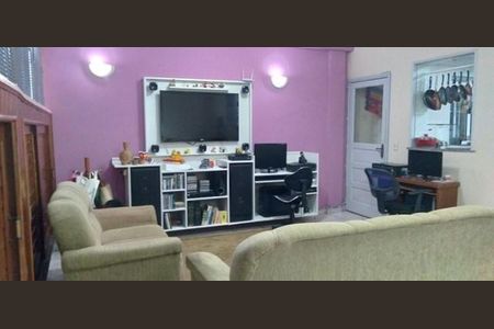 Casa à venda com 4 quartos, 270m² em Jardim Sao Luiz, São Paulo