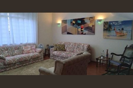 Casa à venda com 4 quartos, 270m² em Jardim Sao Luiz, São Paulo