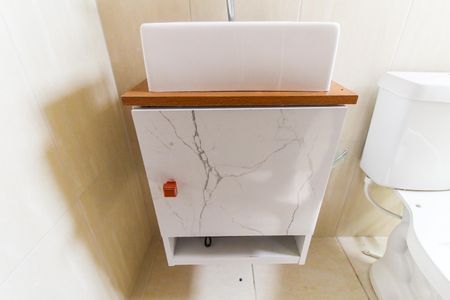 Casa de condomínio para alugar com 62m², 2 quartos e 2 vagasBanheiro da Suíte 1