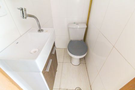 Casa de condomínio para alugar com 62m², 2 quartos e 2 vagasLavabo