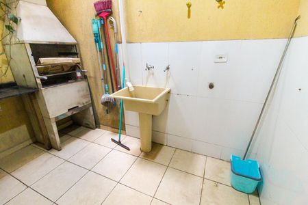 Casa de condomínio para alugar com 62m², 2 quartos e 2 vagasÁrea de Serviço