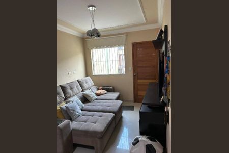 Casa à venda com 2 quartos, 114m² em Vila Zat, São Paulo