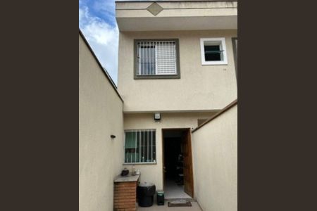 Casa à venda com 2 quartos, 114m² em Vila Zat, São Paulo