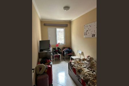 Casa à venda com 2 quartos, 114m² em Vila Zat, São Paulo