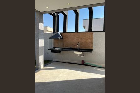 Casa de Condomínio à venda com 3 quartos, 140m² em Villas do Jaguari, Santana de Parnaíba