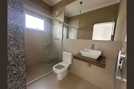 Casa de Condomínio à venda com 3 quartos, 275m² em Parque Sinai, Santana de Parnaíba