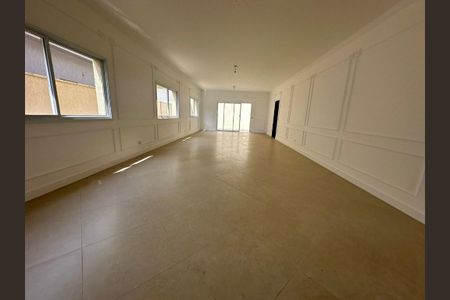 Casa de Condomínio à venda com 3 quartos, 275m² em Parque Sinai, Santana de Parnaíba