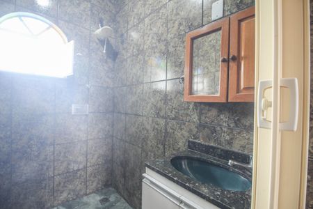 Casa para alugar com 55m², 2 quartos e 1 vagaBanheiro