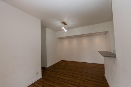 Sala de apartamento para alugar com 2 quartos, 60m² em Jardim Iracema/aldeia, Barueri