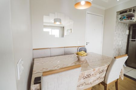 Apartamento à venda com 46m², 2 quartos e 1 vaga Apartamento à venda com 46m², 2 quartos e 1 vagaSala