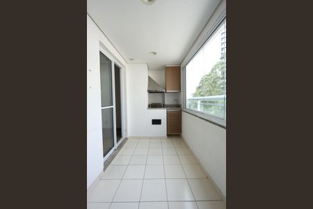 varanda  de apartamento para alugar com 3 quartos, 78m² em Vila Suzana, São Paulo