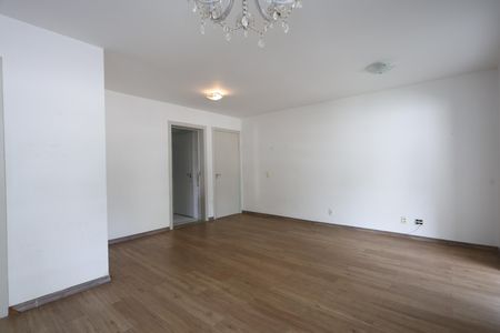 Apartamento para alugar com 78m², 2 quartos e 2 vagassala 