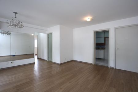 sala  de apartamento para alugar com 3 quartos, 78m² em Vila Suzana, São Paulo