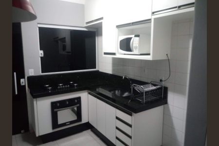 Casa para alugar com 144m², 2 quartos e 2 vagasCozinha