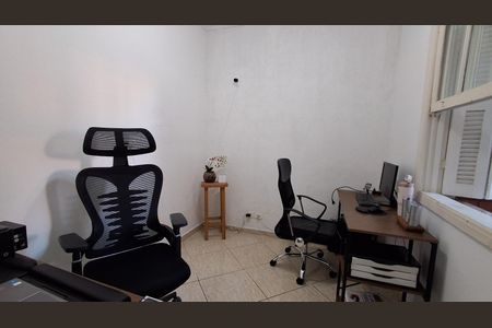 Casa à venda com 150m², 2 quartos e 2 vagasEscritório 