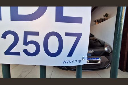 Casa à venda com 150m², 2 quartos e 2 vagasCódigo plaquinha WYNY-718