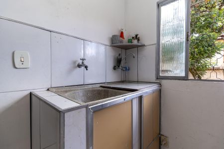 Casa à venda com 60m², 2 quartos e 1 vaga Casa à venda com 60m², 2 quartos e 1 vagaÁrea de Serviço