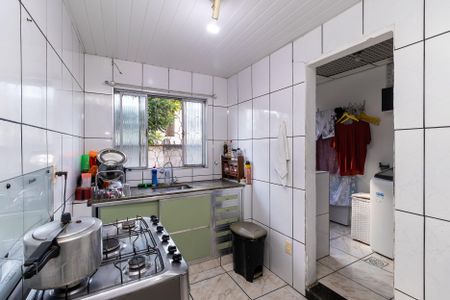 Casa à venda com 60m², 2 quartos e 1 vaga Casa à venda com 60m², 2 quartos e 1 vagaCozinha