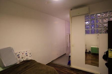 Casa para alugar com 280m², 5 quartos e 7 vagasSuíte 1