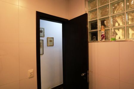 Casa para alugar com 280m², 5 quartos e 7 vagasBanheiro