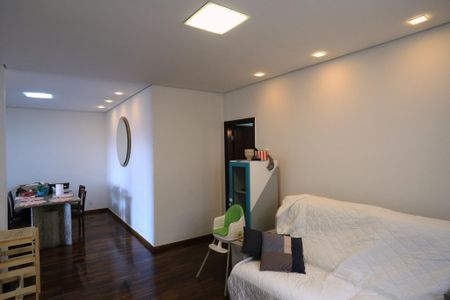 Sala de TV de casa para alugar com 5 quartos, 280m² em Sagrada Família, Belo Horizonte