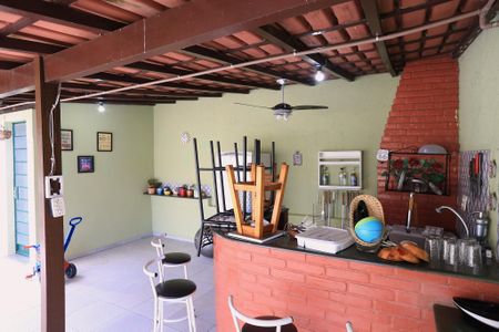Casa para alugar com 280m², 5 quartos e 7 vagasChurrasqueira