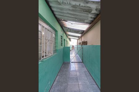 Casa para alugar com 48m², 1 quarto e sem vaga Casa para alugar com 48m², 1 quarto e sem vagaCorredor