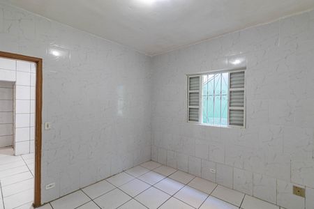 Casa para alugar com 48m², 1 quarto e sem vaga Casa para alugar com 48m², 1 quarto e sem vagaQuarto