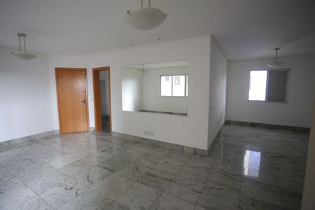 Sala de apartamento para alugar com 3 quartos, 95m² em Buritis, Belo Horizonte