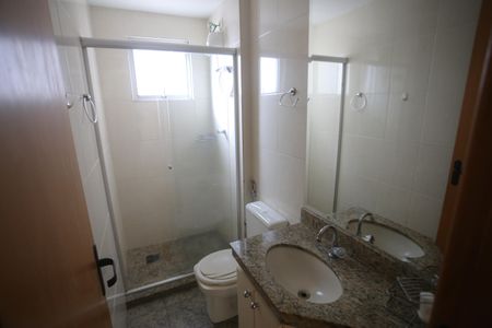 Apartamento para alugar com 95m², 3 quartos e 2 vagasBanheiro