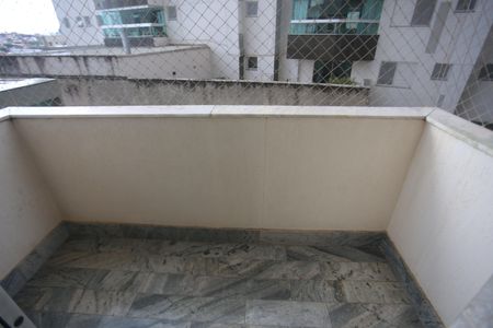 Apartamento para alugar com 95m², 3 quartos e 2 vagasSala