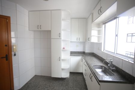 Apartamento para alugar com 95m², 3 quartos e 2 vagasCozinha