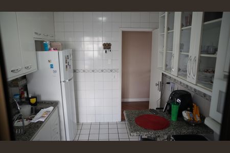 Apartamento à venda com 86m², 3 quartos e 2 vagasCozinha - Armários