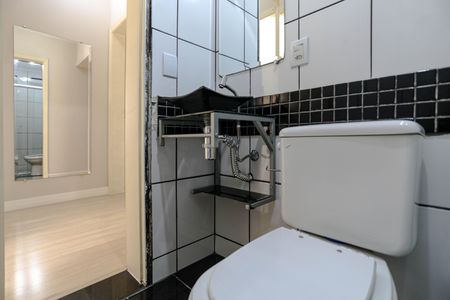 Apartamento para alugar com 80m², 3 quartos e 1 vaga Apartamento para alugar com 80m², 3 quartos e 1 vagaBanheiro