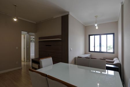 Apartamento para alugar com 80m², 3 quartos e 1 vaga Apartamento para alugar com 80m², 3 quartos e 1 vagaSala