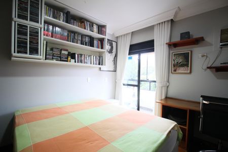 Apartamento para alugar com 162m², 4 quartos e 3 vagasQuarto 2